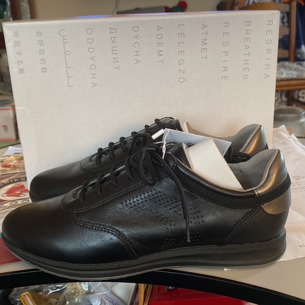 Respira one Geox D Avery C-Nappa+Geobuck black shoes